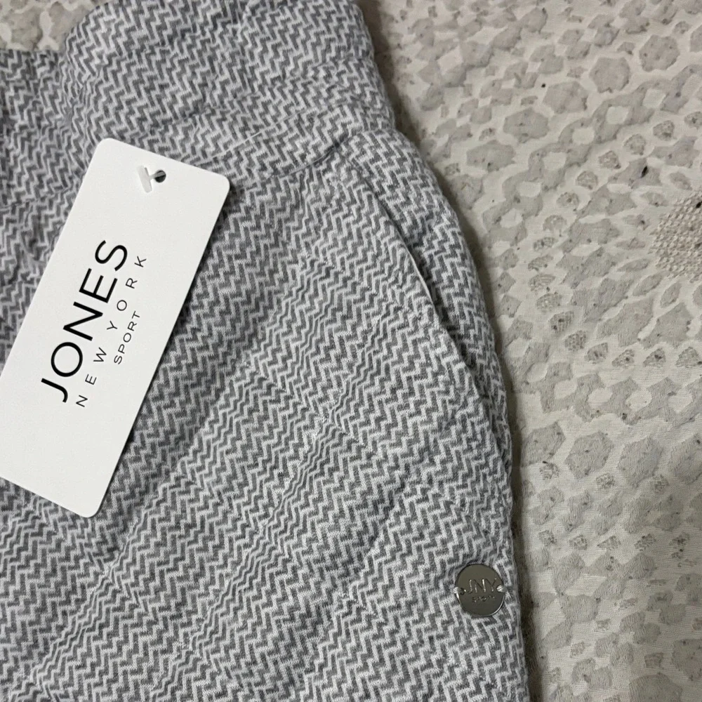 Women’s Gray sweat pants